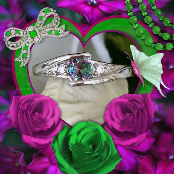 Jewelry - 🌺🌴 NWOT:  RAINBOW FIRE MYSTIC RAINBOW RING 🌴🌺